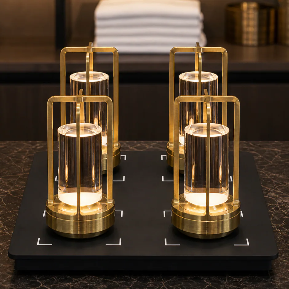 Lanta Horeca Tafellamp 1 lamp + laadstation sfeerbeeld 8
