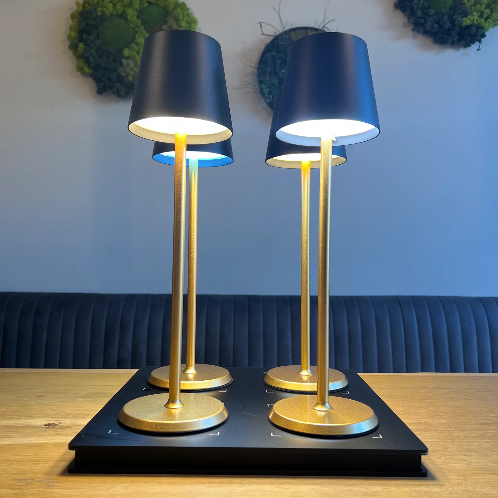 Norda Black & Gold Horeca Tafellamp 1 lamp + laadstation sfeerbeeld 3