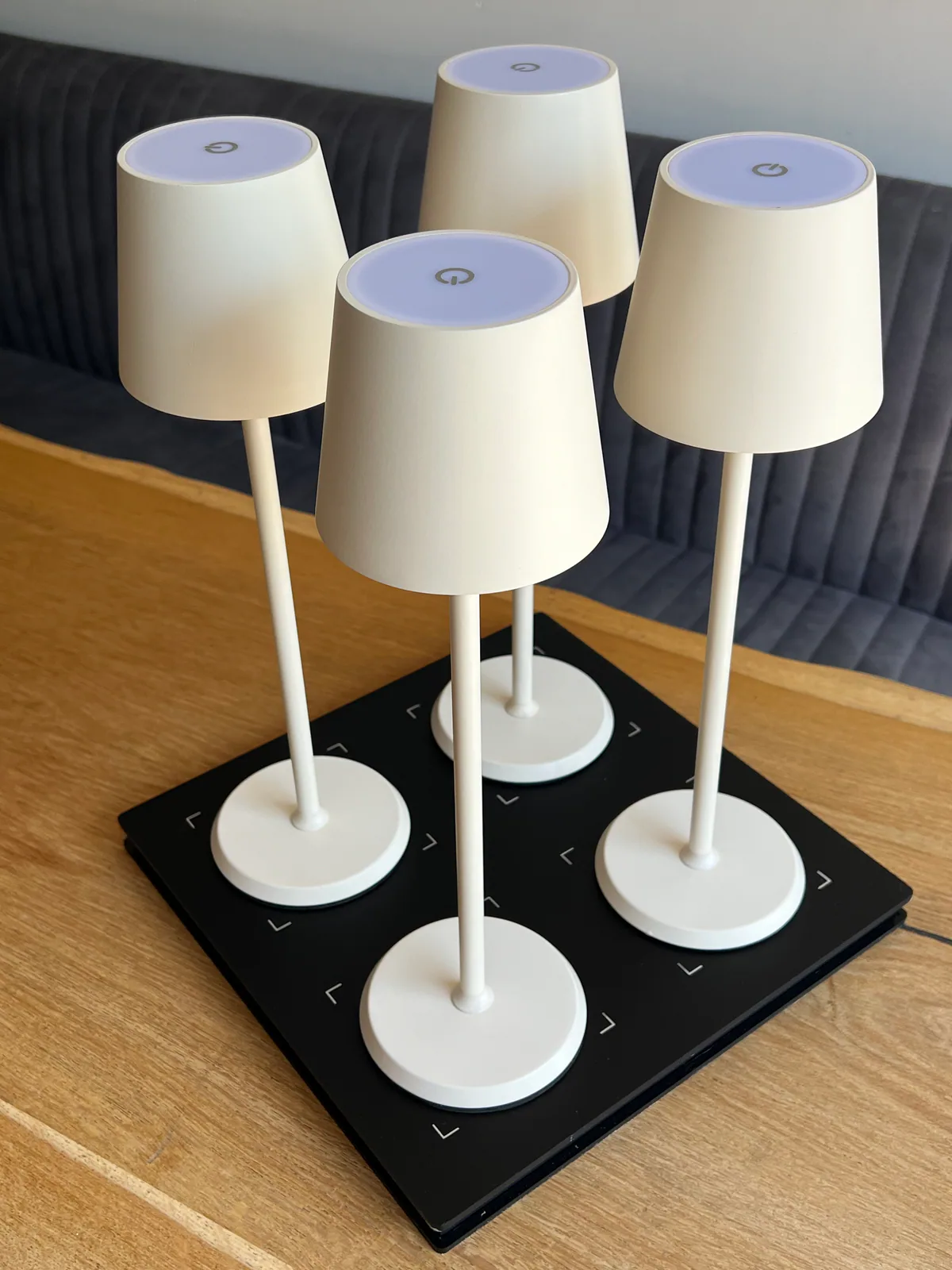 Norda Cream Horeca Tafellamp 1 lamp + laadstation sfeerbeeld 6