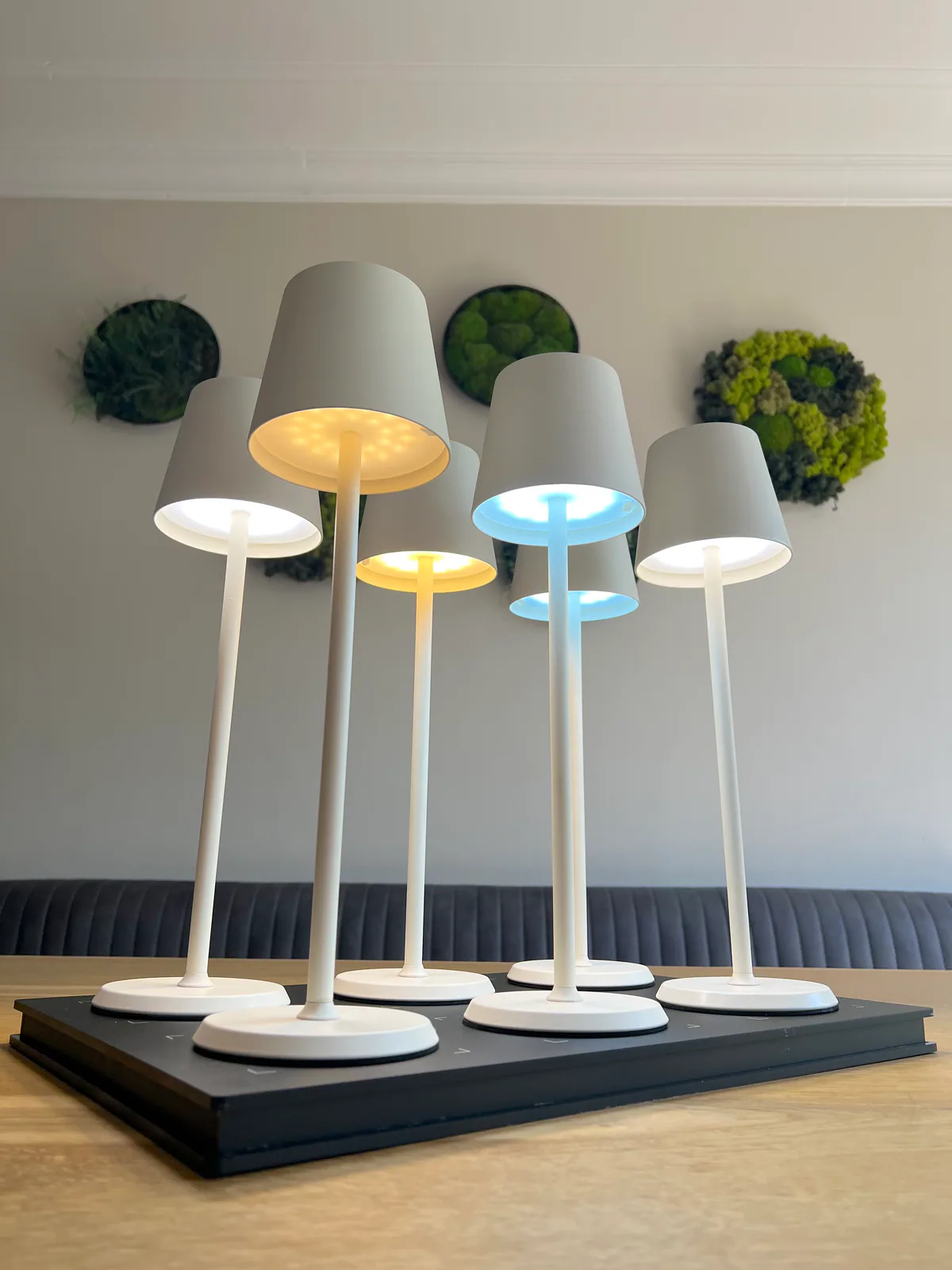 Norda Cream Horeca Tafellamp 1 lamp + laadstation sfeerbeeld 12
