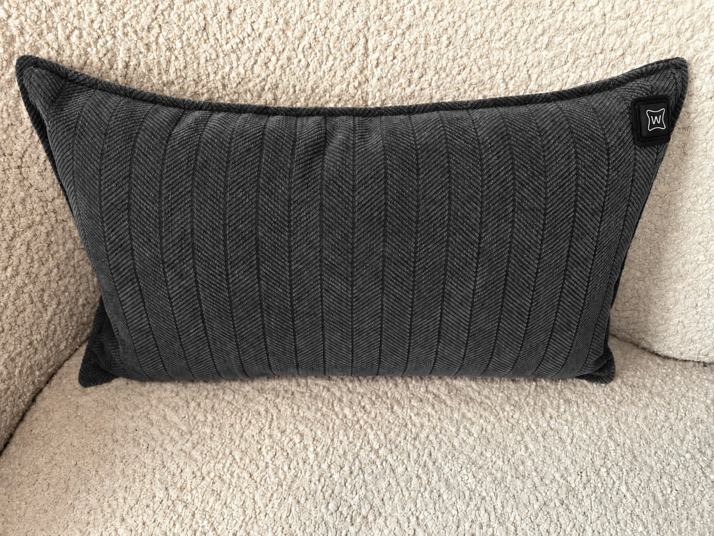 Warmpi Chenille Schwarz 50x30cm Infrarot-Wärmekissen für gezielte Wärme – Produktfoto 3 anzeigen