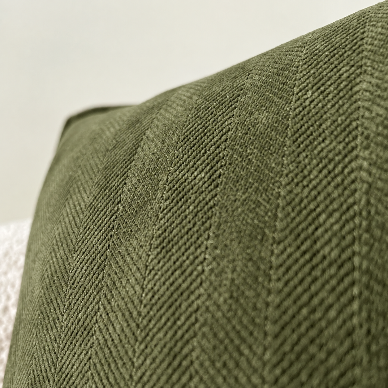 Olive Green Warmpi chenille 45x45cm infrared heating pillow – Show product photo 2