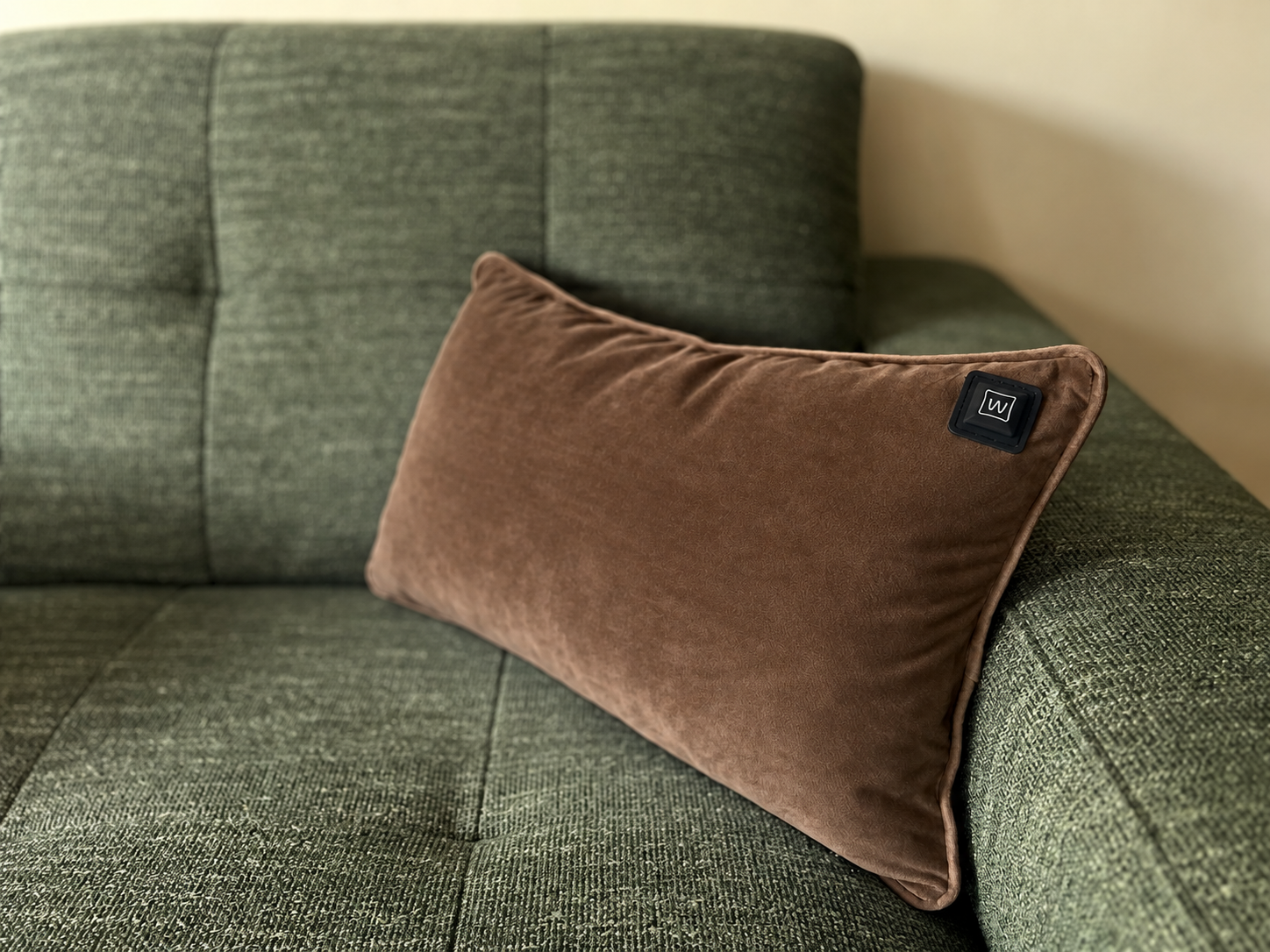 Warmpi Samt Braun 50x30cm Infrarot-Wärmekissen mit samtweichem Bezug – Produktfoto 2 anzeigen