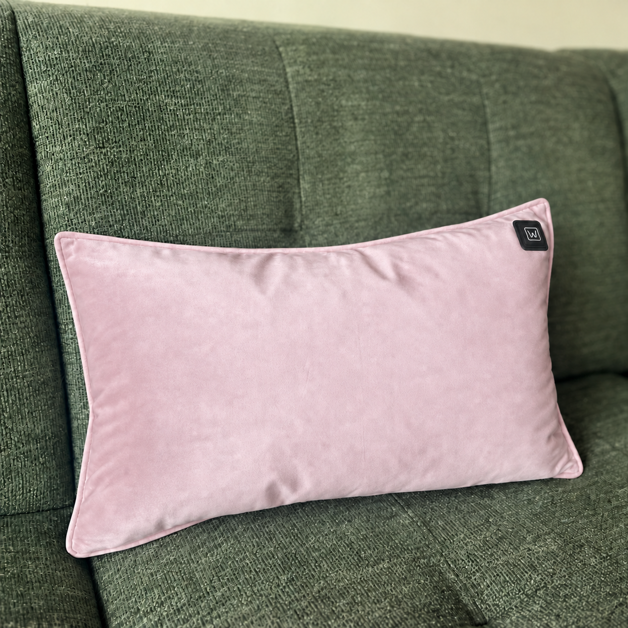 Pink Warmpi velvet 50x30cm infrared heating pillow with soft velvet fabric – Show product photo 5