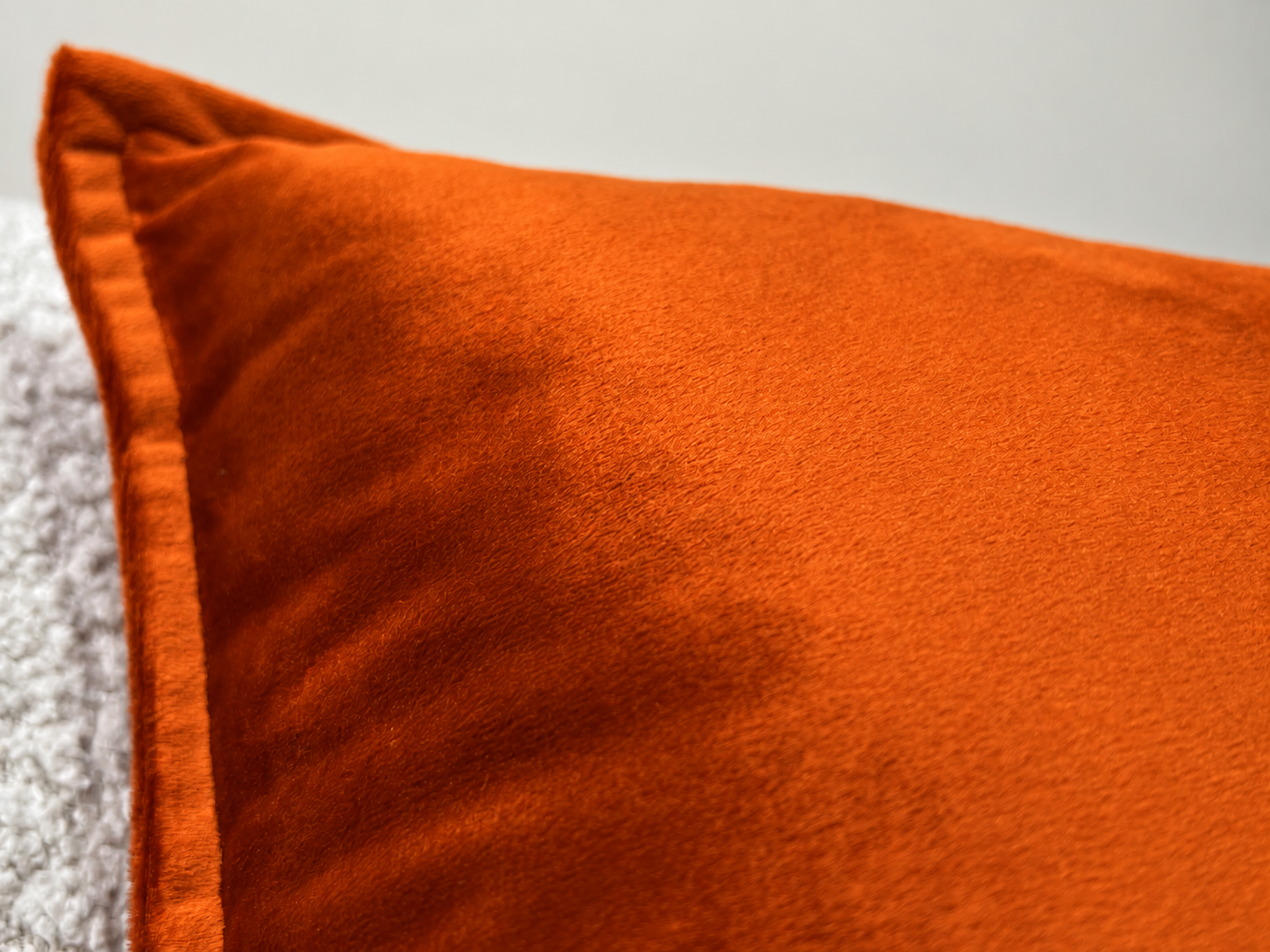 Warmpi Samt Cognac 45x45cm Infrarot-Wärmekissen mit samtweichem Bezug – Produktfoto 2 anzeigen