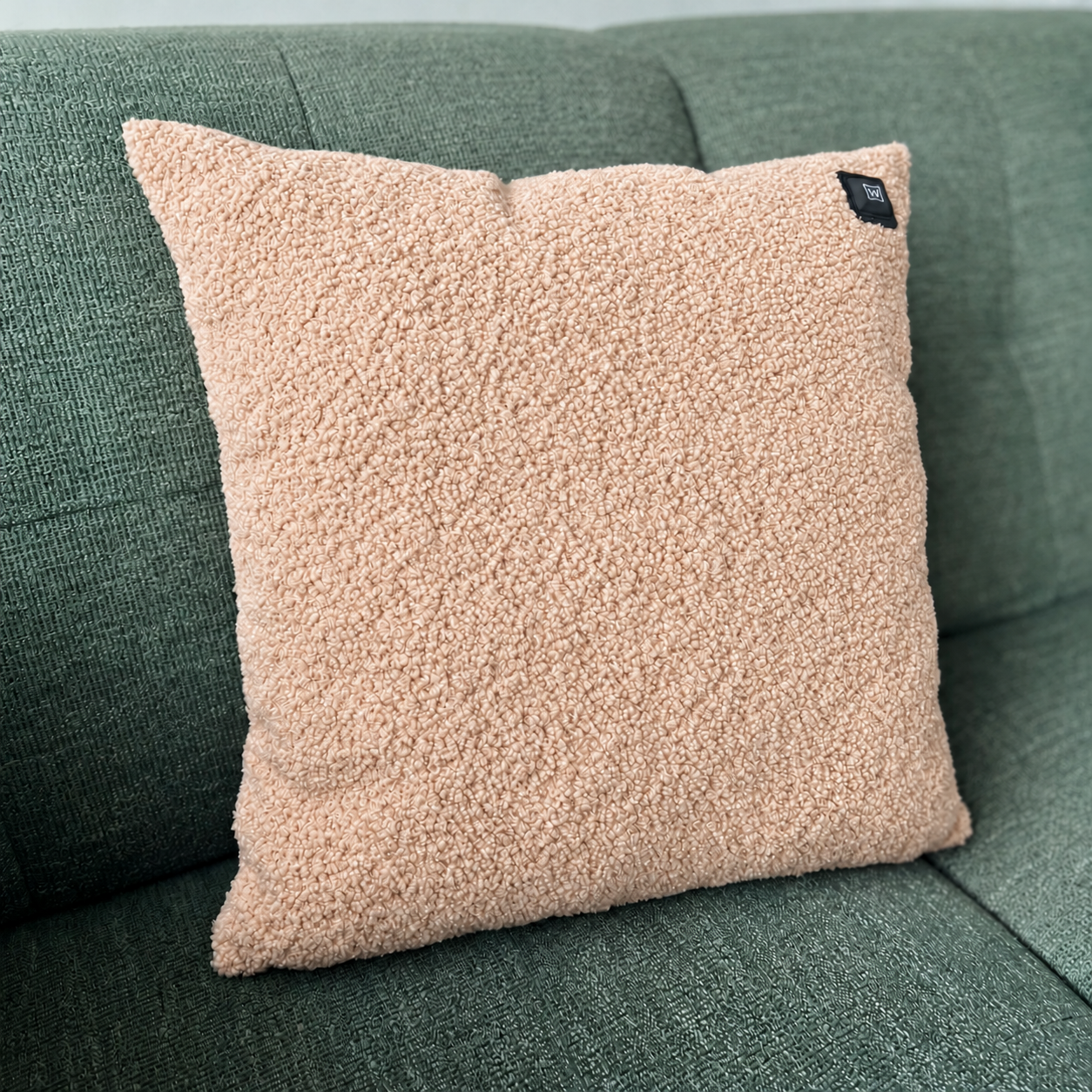 Beige Warmpi teddy warmtekussen 45x45cm met knuffelbare stof en infraroodwarmte – Toon productfoto 2